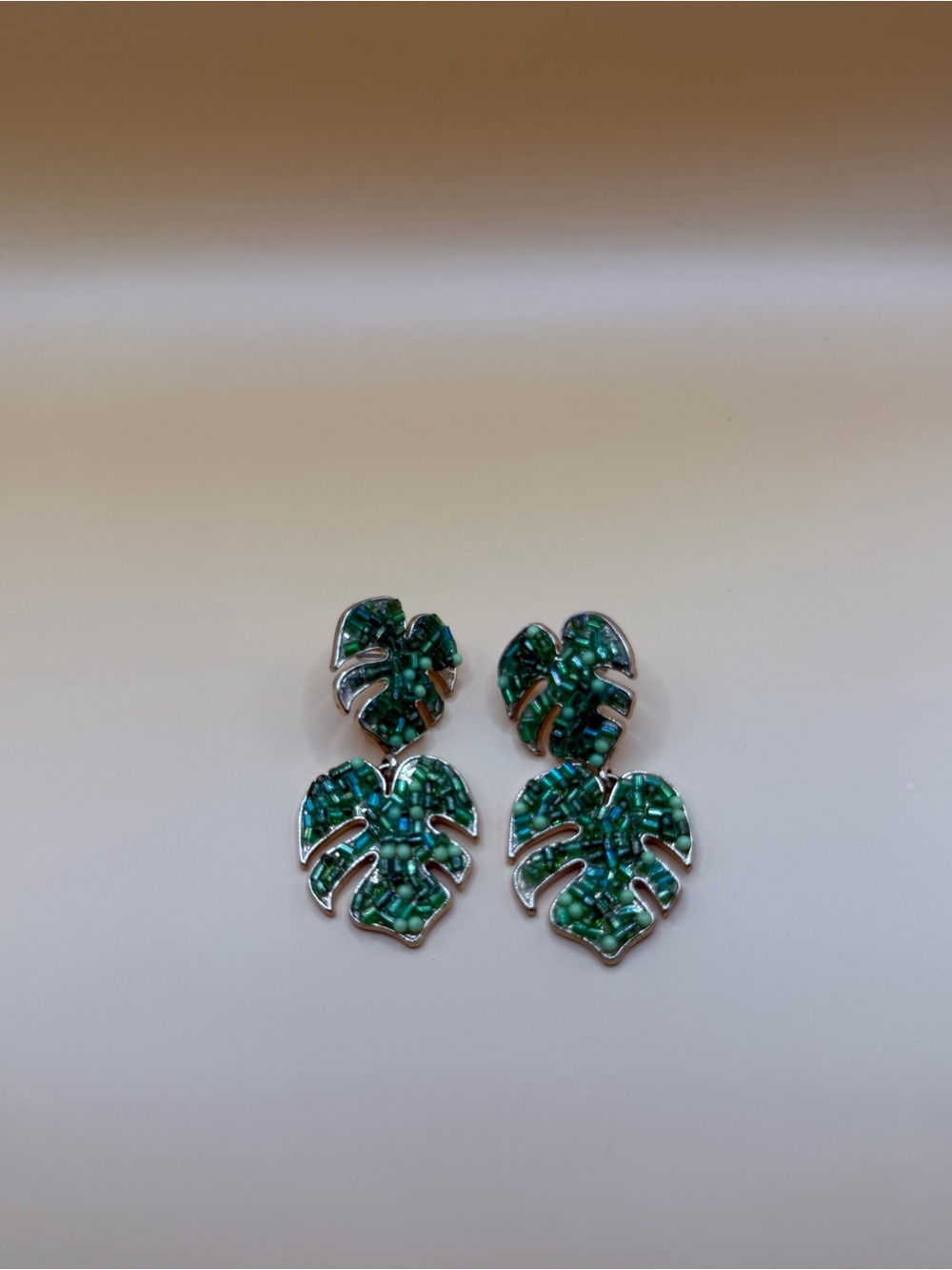 Green Beaded Monstera Leaf Drop Earrings - sugarfix